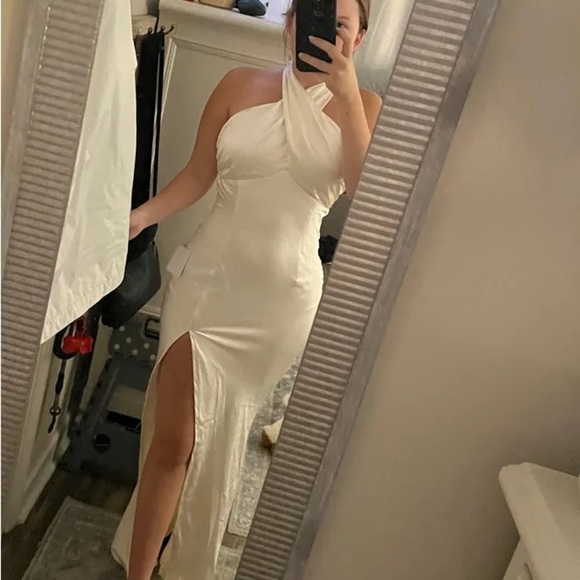 NWOT Start of Forever Ivory Satin Halter Mermaid Maxi Dress - Picture 5 of 9